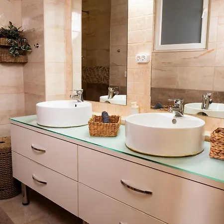 Appartement Chic Retreat With Charm *