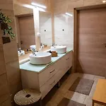 Chic Retreat With Charm