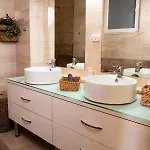 Apartament Chic Retreat With Charm *