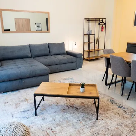 Chic Retreat With Charm Budapesta