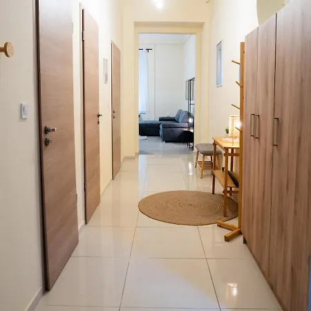 Apartment Chic Retreat With Charm Budapest