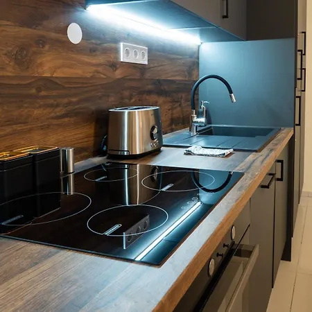 Chic Retreat With Charm *