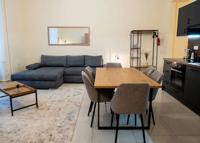 Chic Retreat With Charm * Budapesta