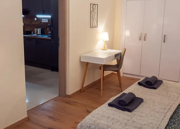 Chic Retreat With Charm Apartament *