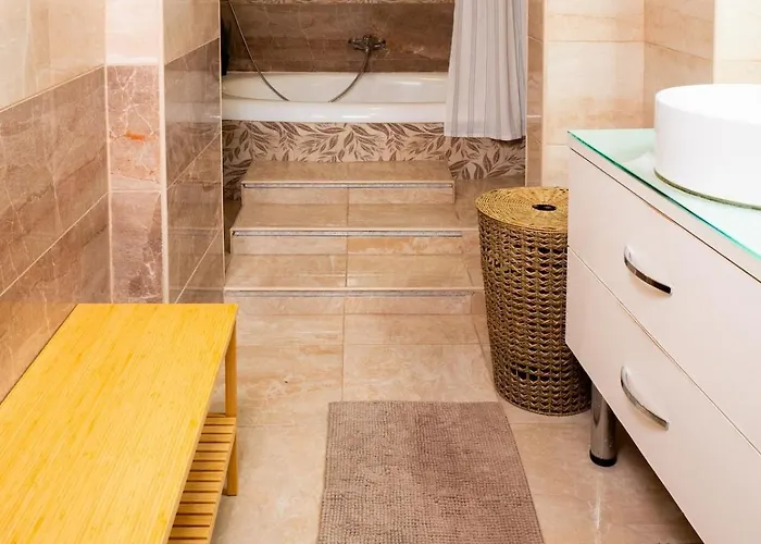 Chic Retreat With Charm Apartament *
